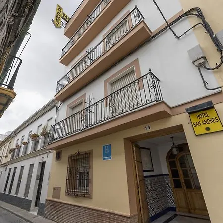 San Andres Готель *